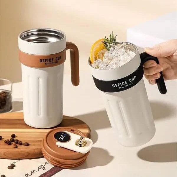 Imported 650ml SUS 316 Hot and Cold Stainless Steel Vacuum Insulated Coffee Mug with Temperature Display Portable Coffee Cups with Handgrip Double Wall Juice Coffee Cup for Girls